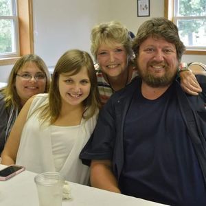 Meet your Posher, Crystal